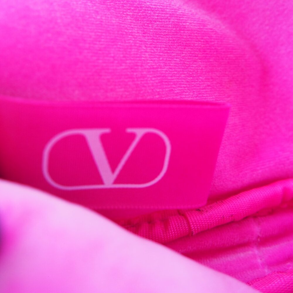 Valentino Embossed Logo Soft Pink Beauty Pouch, Travel Bag,Plush Wristlet Clutch - Picture 5 of 10